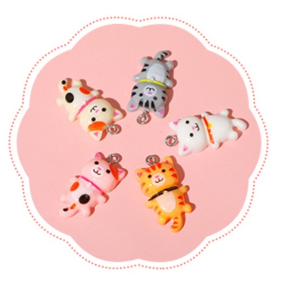 Short Orange Kitty Dangling Earrings - Picture 11 of 13